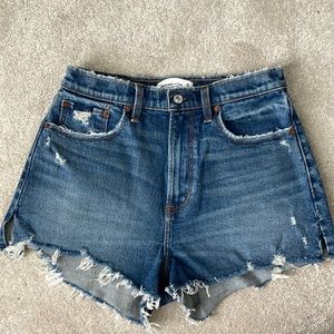 Abercrombie Curve Love High Rise Mom Shorts
